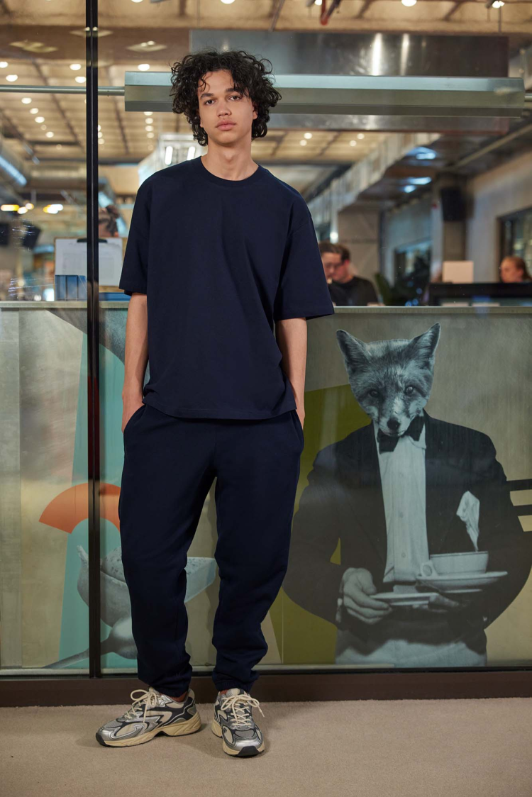B&C #E220 Oversized